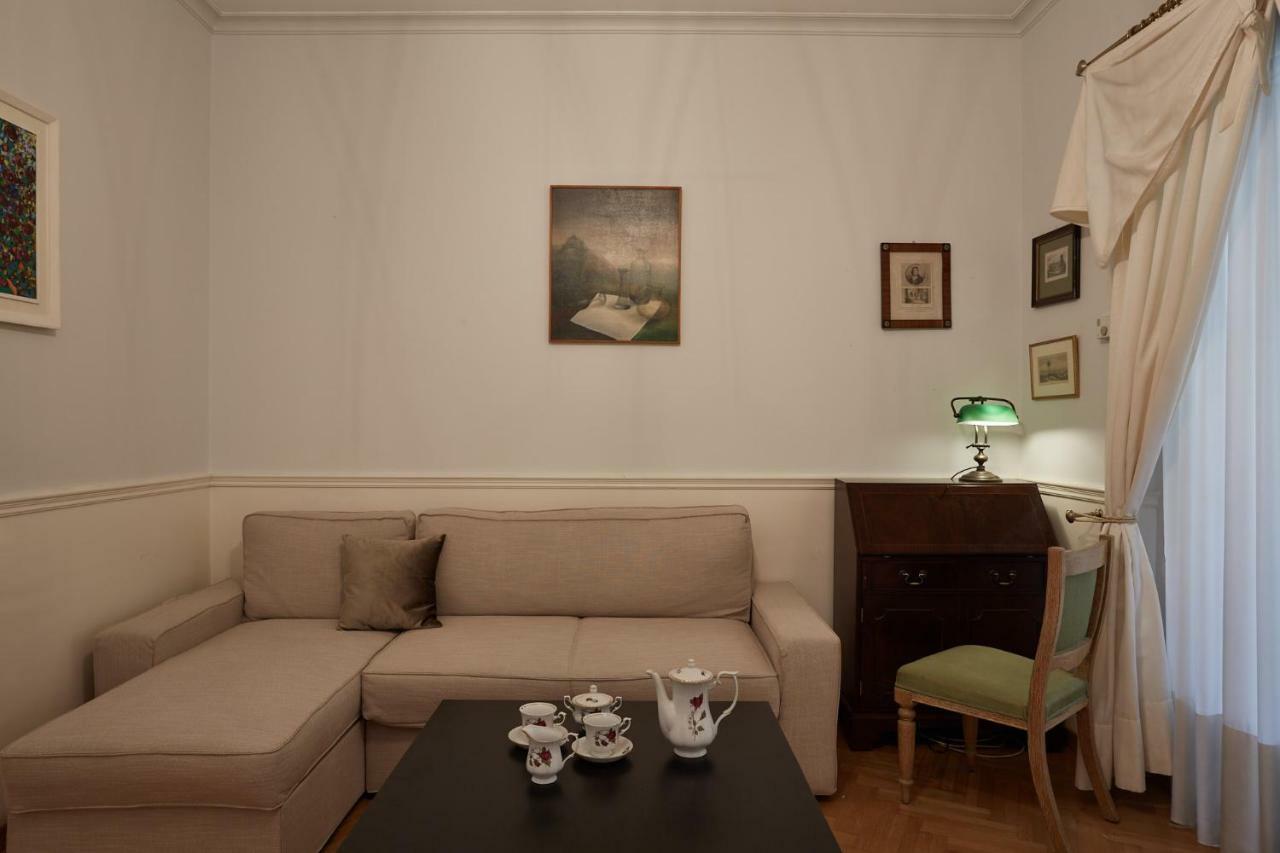 Riggilis Apartment Athen Eksteriør bilde